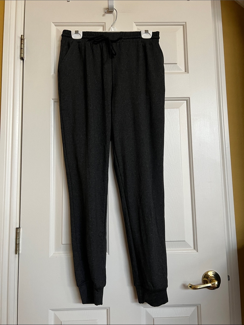 Shosho Jogger pants
 ( soft fleece fabric )